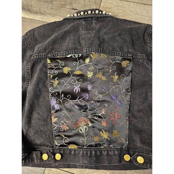 Liz Claiborne Vintage Lizwear Black Denim Jacket Pearls Japanese Flowers - Picture 8 of 14